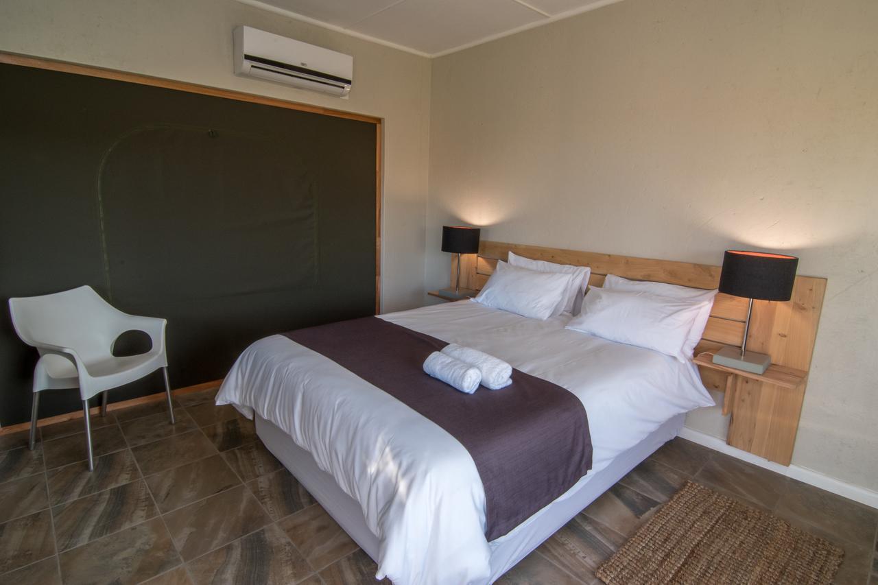 Letsatsi Lodge Vanrhynsdorp Экстерьер фото
